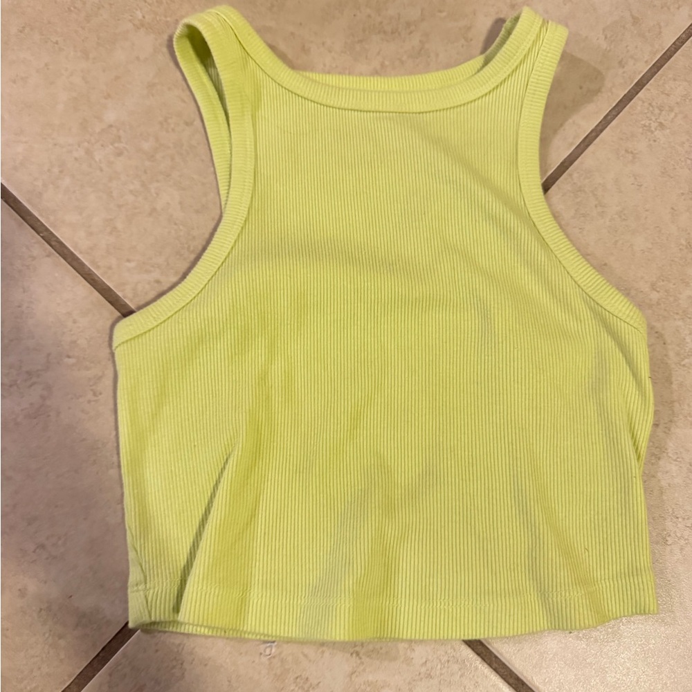 2 Ribbed Tank Tops